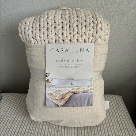 NWT 50"x70" Oversized Solid Bed Throw Natural - Casaluna - Picture 1 of 4